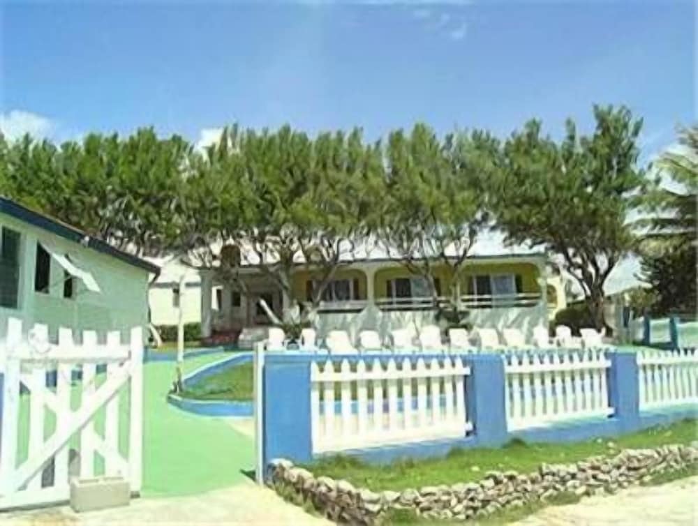 Round Rock Apartments on Sea, Silver Sands