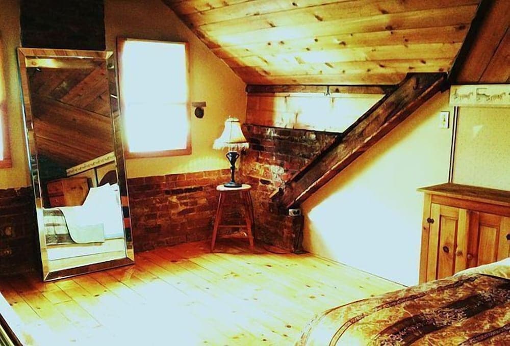 The Noble Suites, Brockville, photo 5