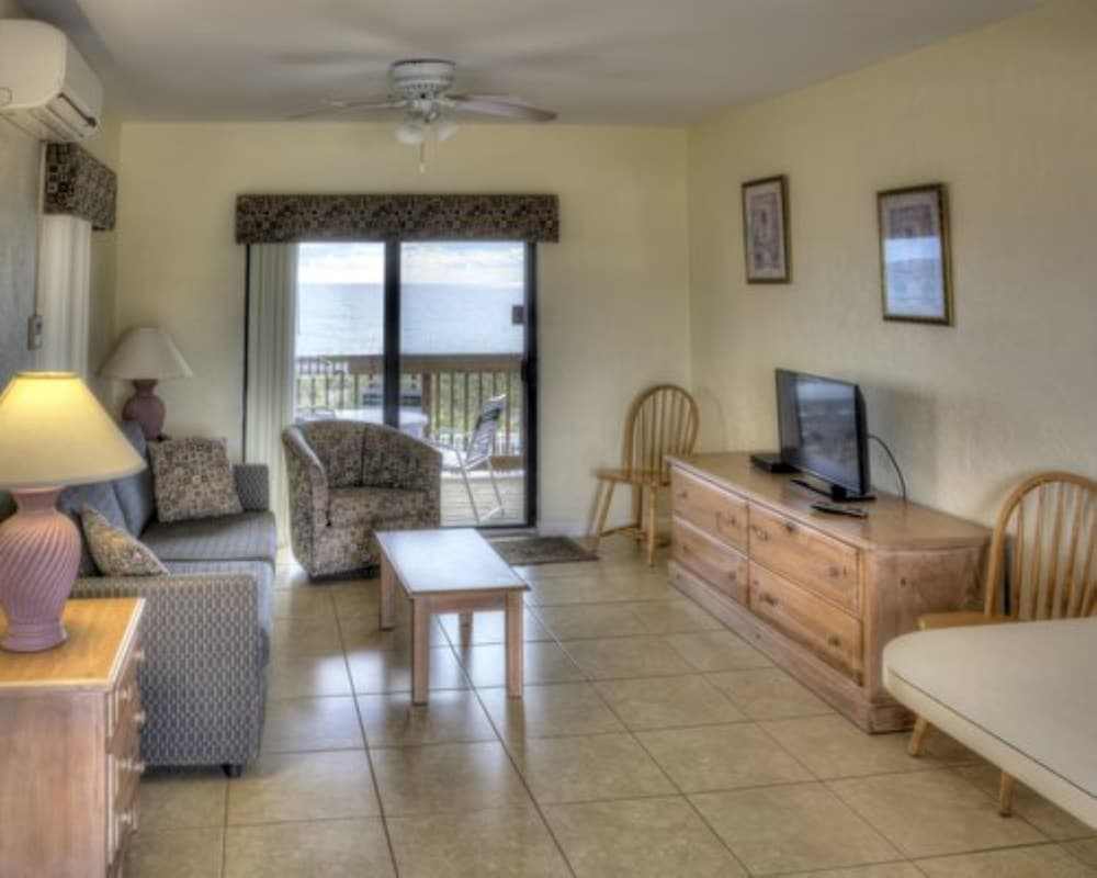 Emerald Seas Deerfield Beach Club, Deerfield Beach, photo 6