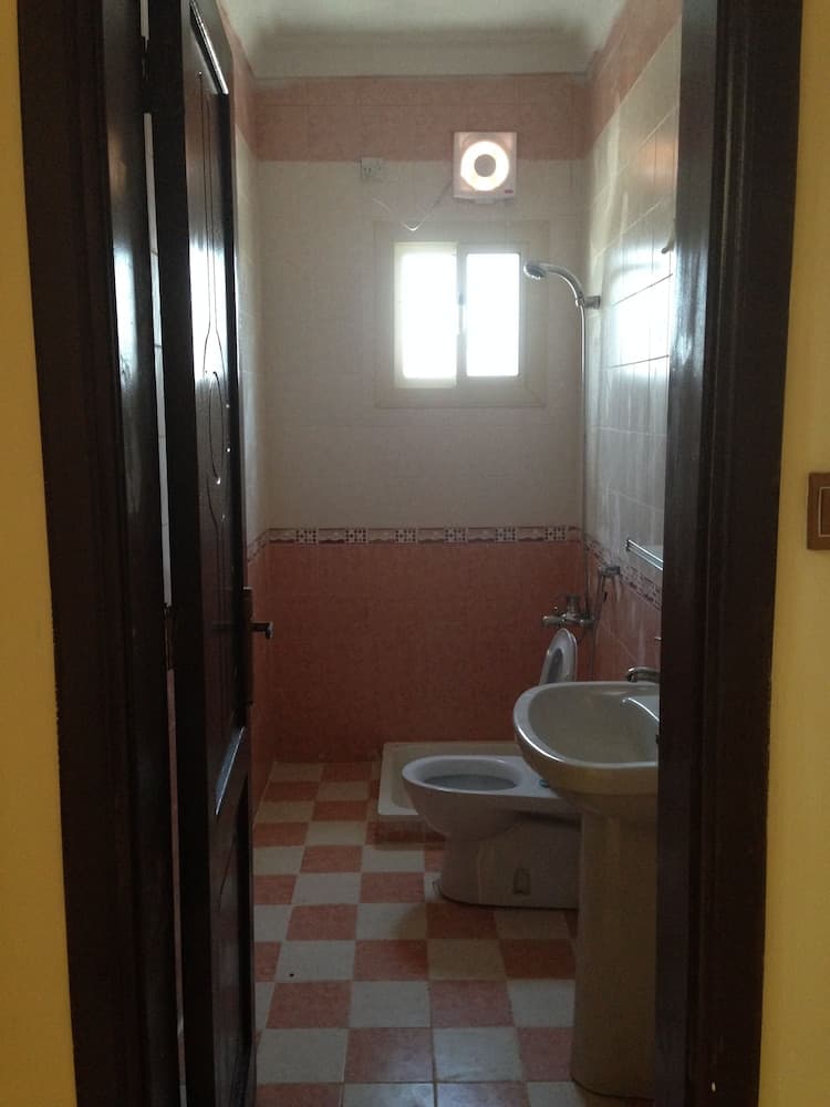 Al Eairy Furnished Apartments Tabuk 6, Tabuk, photo 4
