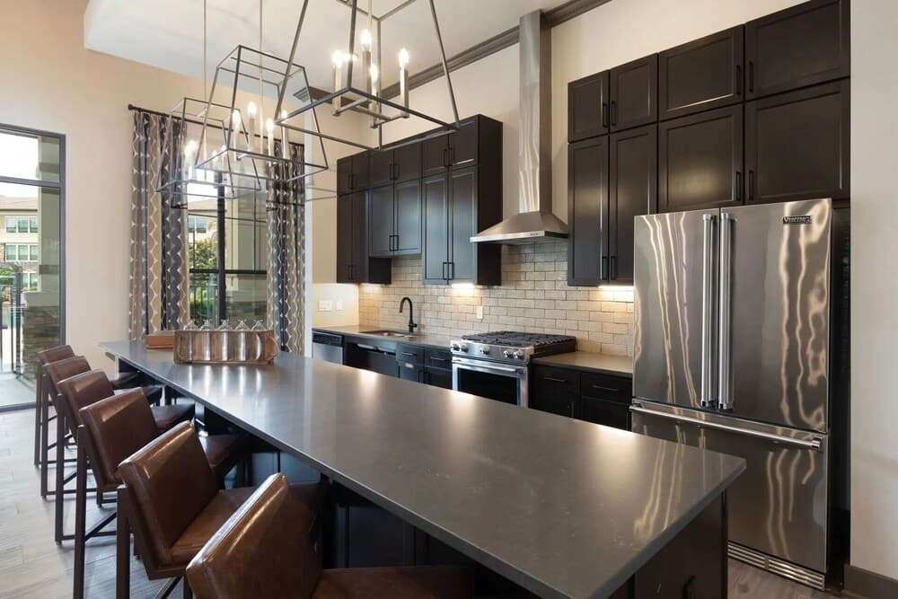 Landing Apartments Near Laurel Park, Spring, photo 5
