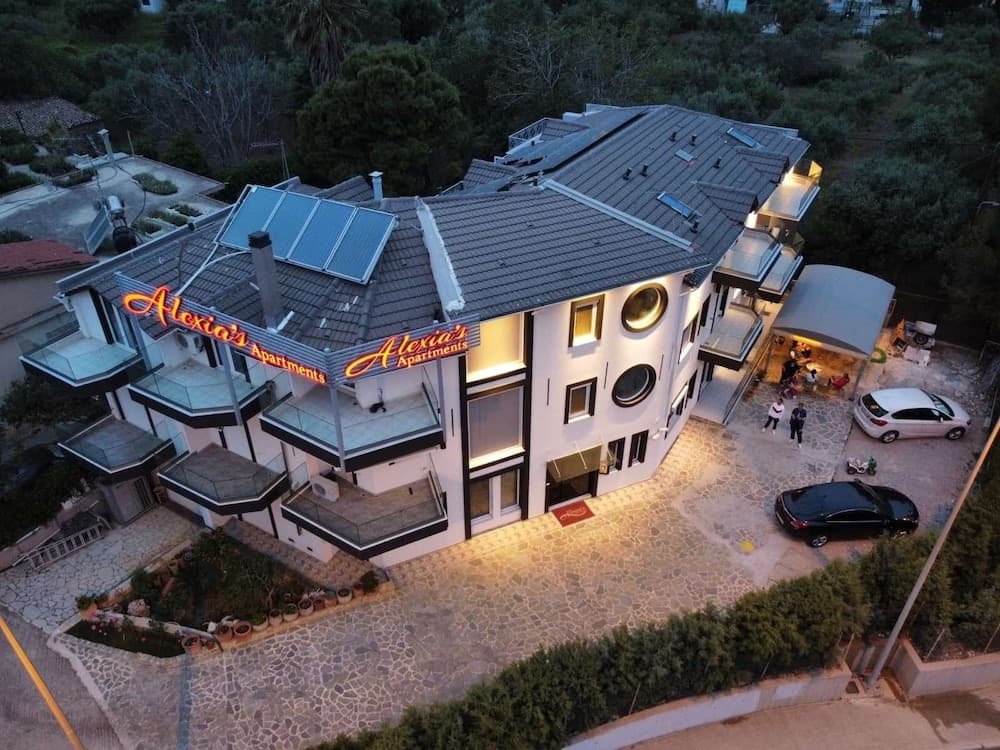 Alexias Apartments, Patras