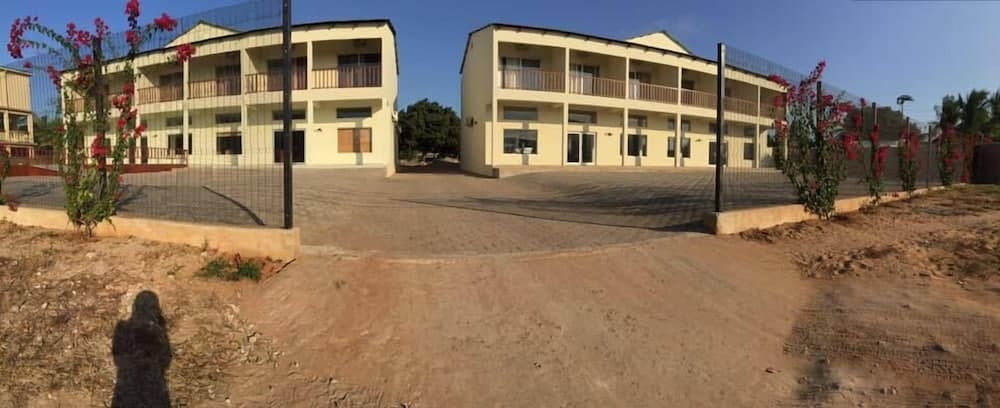 Rezz Aparthotel, Pemba