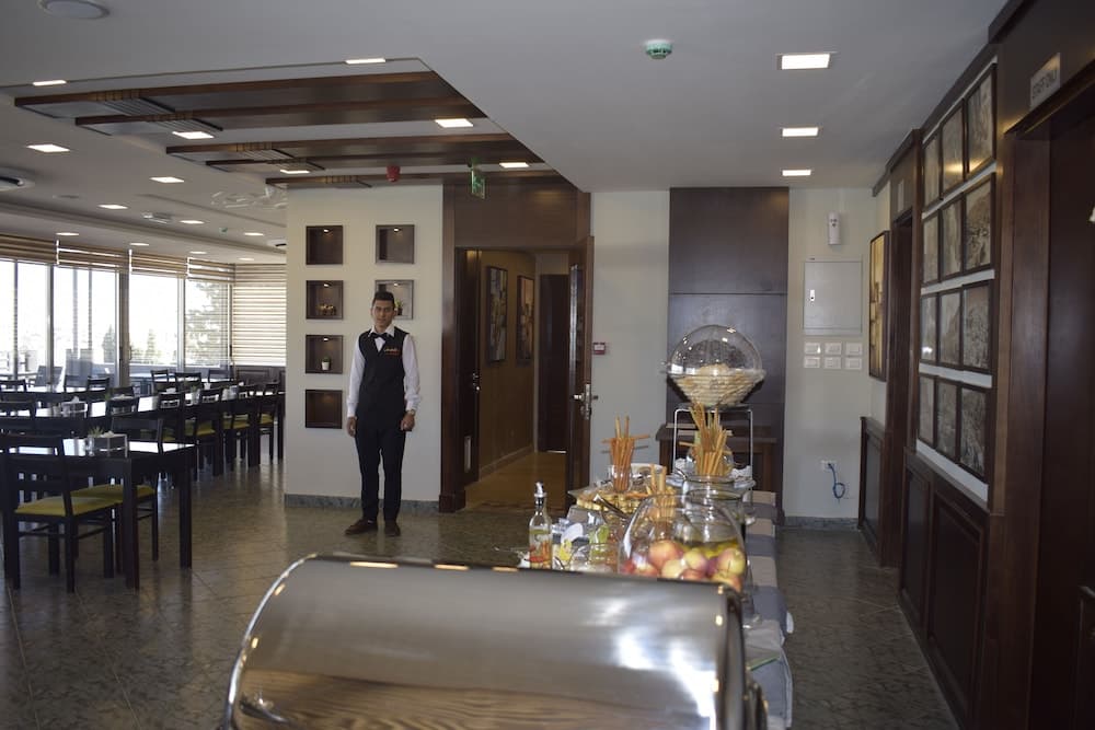 Shams al weibdeh hotel apartment, Amman, photo 4