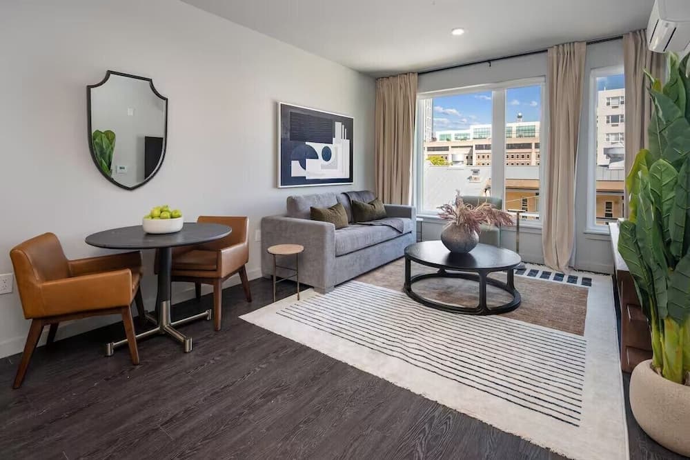 Luxury Apartments by Hyatus White Plains, White Plains