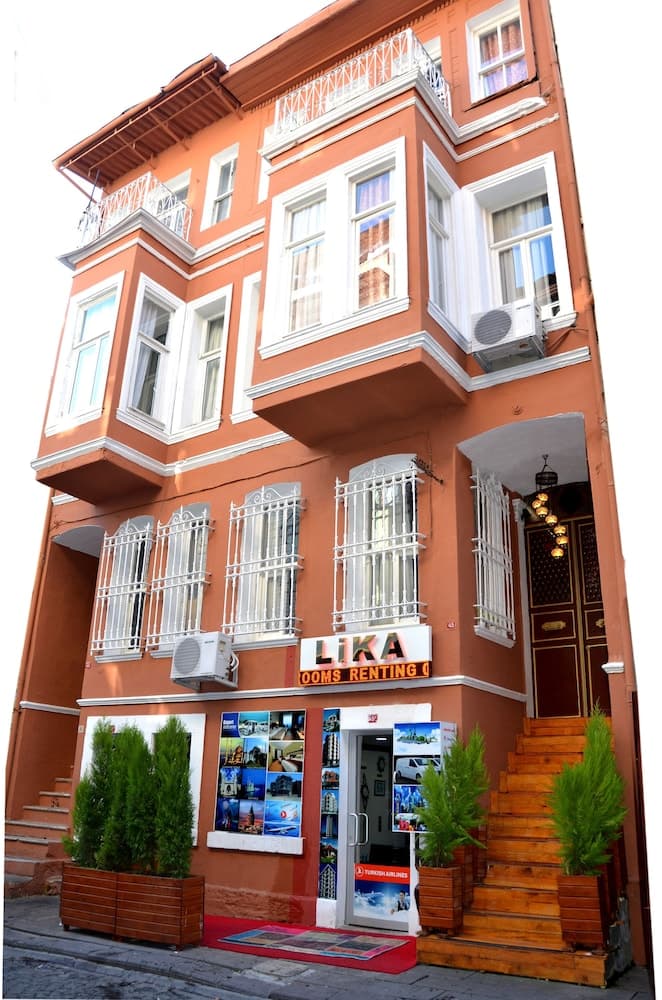 Lika Apart, Istanbul