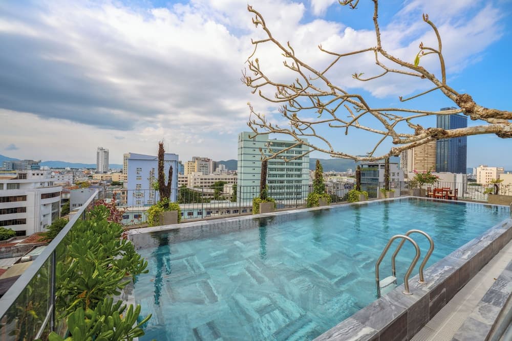 Vernal hotel & Apartment office, Da Nang