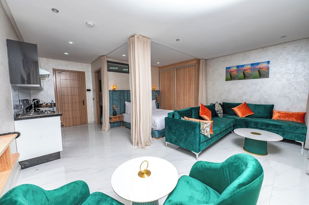 MAARIF ELITE SUITES, Casablanca, photo 4