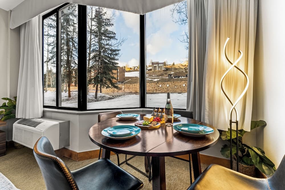 The Grand Lodge by Traverse Hospitality (No Resort Fees), Crested Butte, photo 2