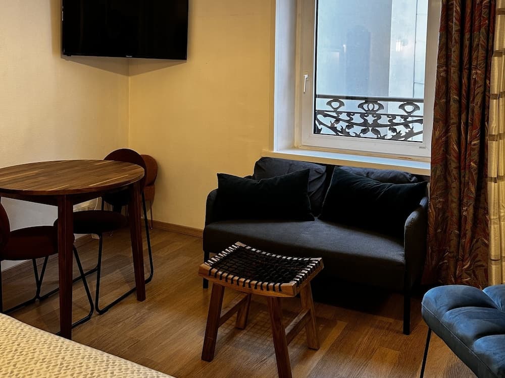 MRTN APARTMENTS & SUITES, Aix-les-Bains, photo 4