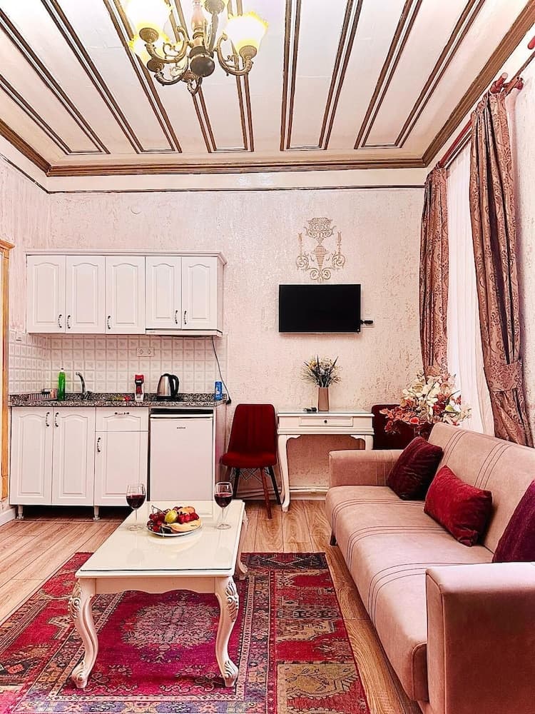 Alhambra Apart Hotel, Istanbul, photo 2