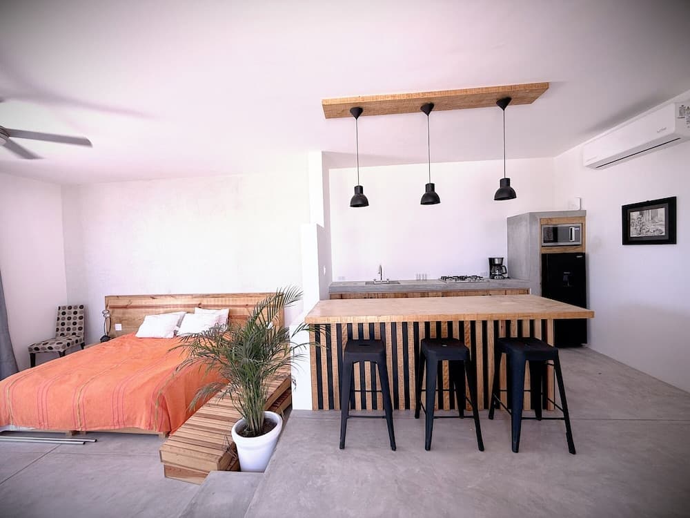 Casitas Boutique Studios, Todos Santos