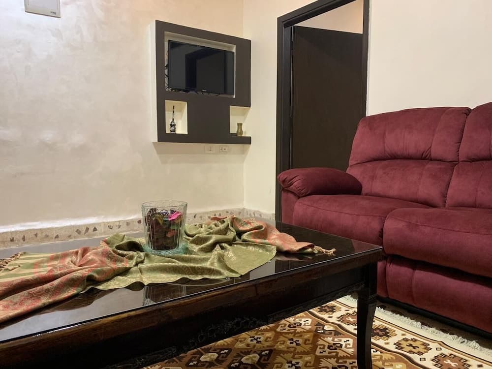 Mesha Stele Hotel Apartments, Madaba, photo 2