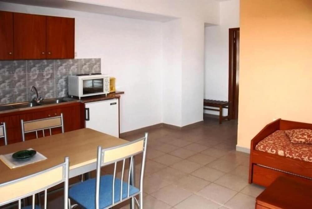 Barbie Hotel Apartments, Rhodes, photo 3