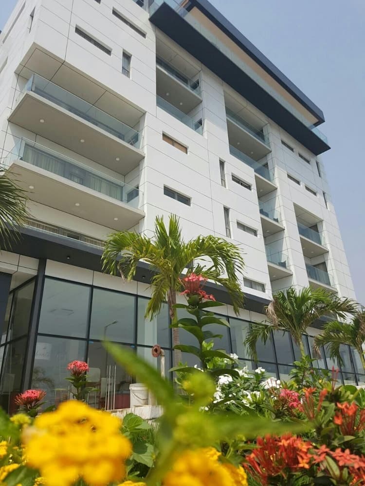 Suncity Apartments Hotel, Accra