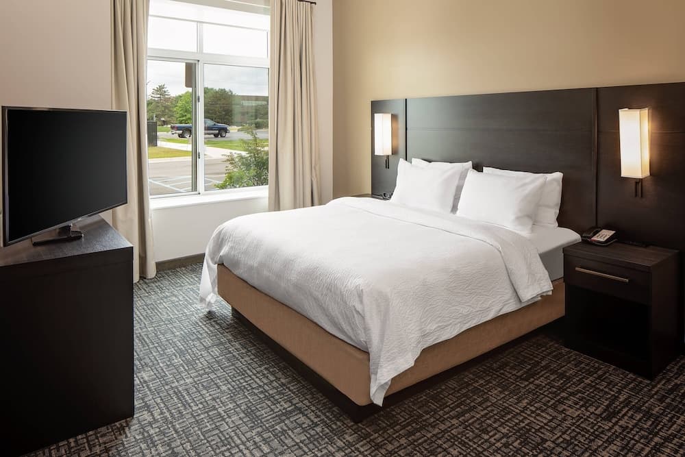 Residence Inn by Marriott Detroit Farmington Hills, Farmington, photo 2