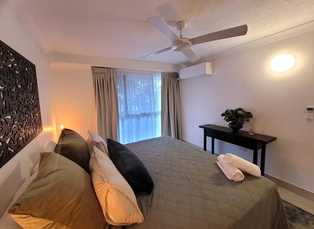 Surfers Chalet, Surfers Paradise, photo 2