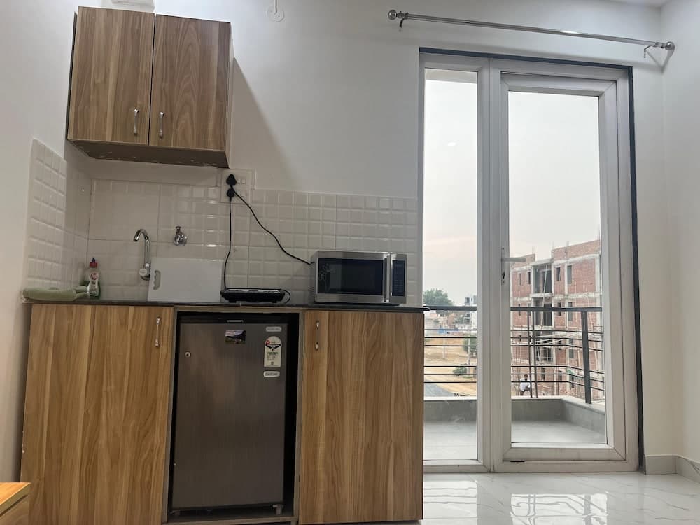 The Lodgers Studio Apartment Sector 52, Gurugram, photo 6