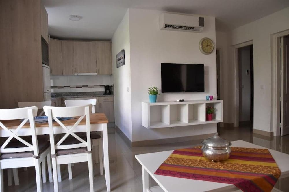 Billy's Puerto de Mogán Apartments by LIVVO, Mogan, photo 3