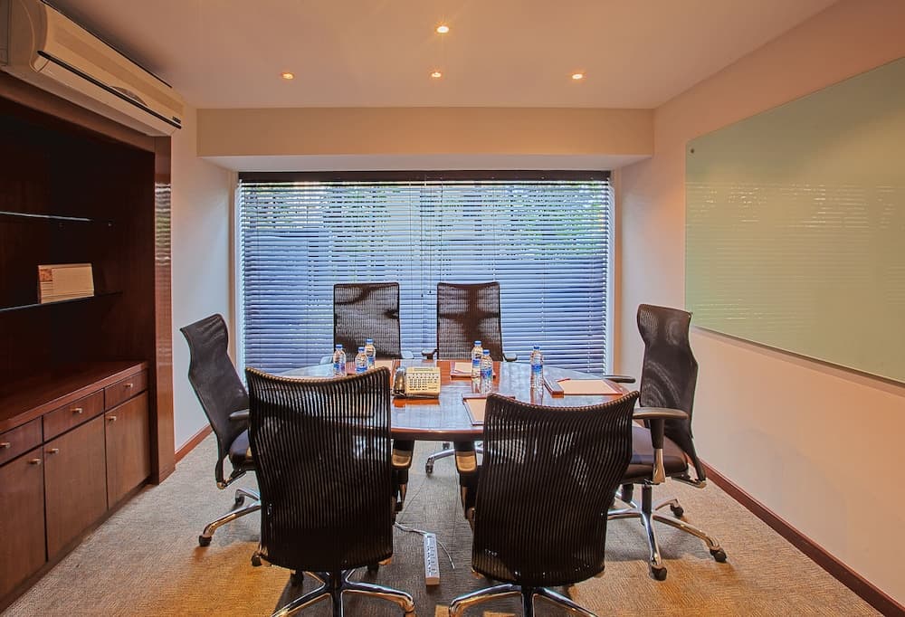 Oakwood Residence Naylor Road Pune, Pune, photo 3