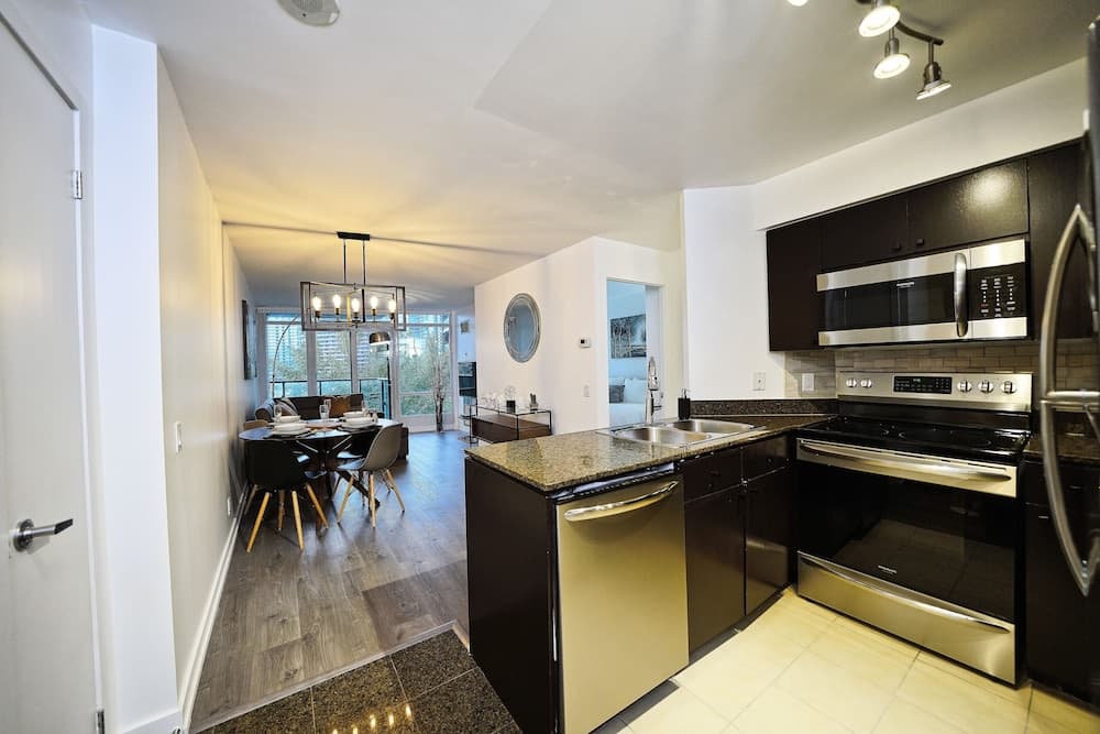 The Front Condominiums, Toronto, photo 2