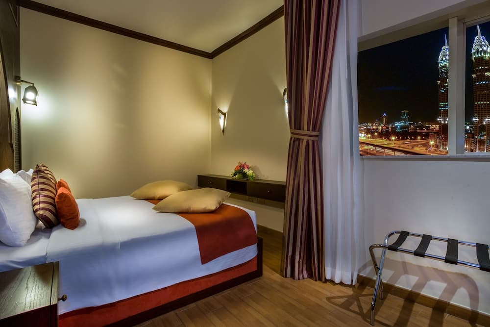 First Central Hotel Suites, photo 2
