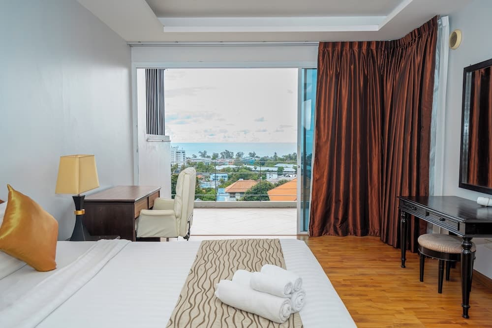 Hillside Seaview Residence, Karon, photo 2