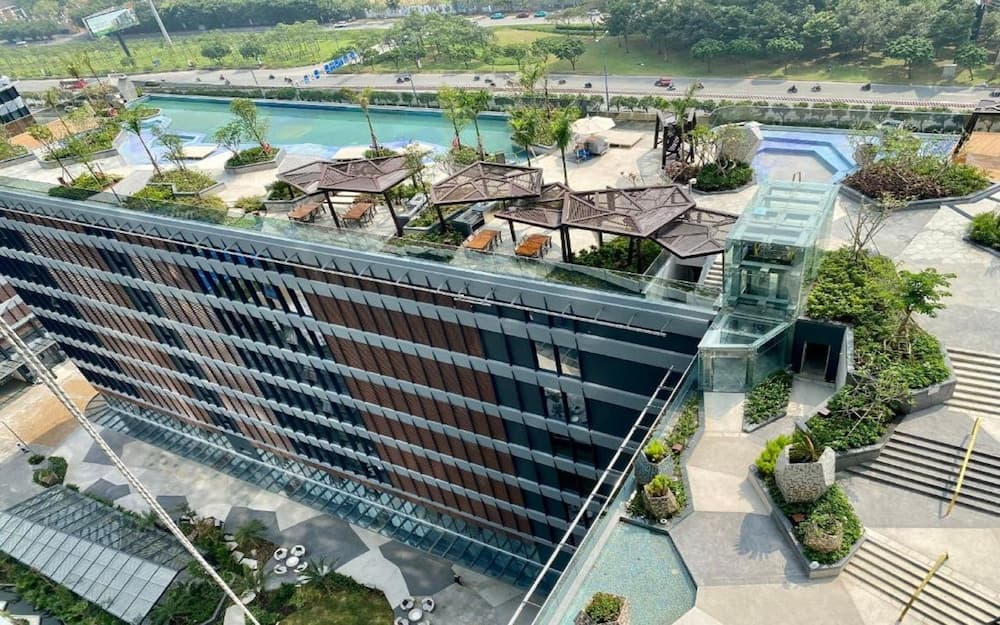 Eaton Park Riverside Luxury Vacation, Ho Chi Minh City