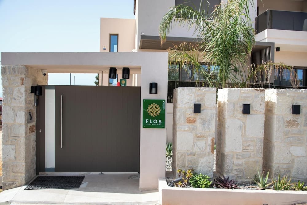 Flos Apartments, Chania