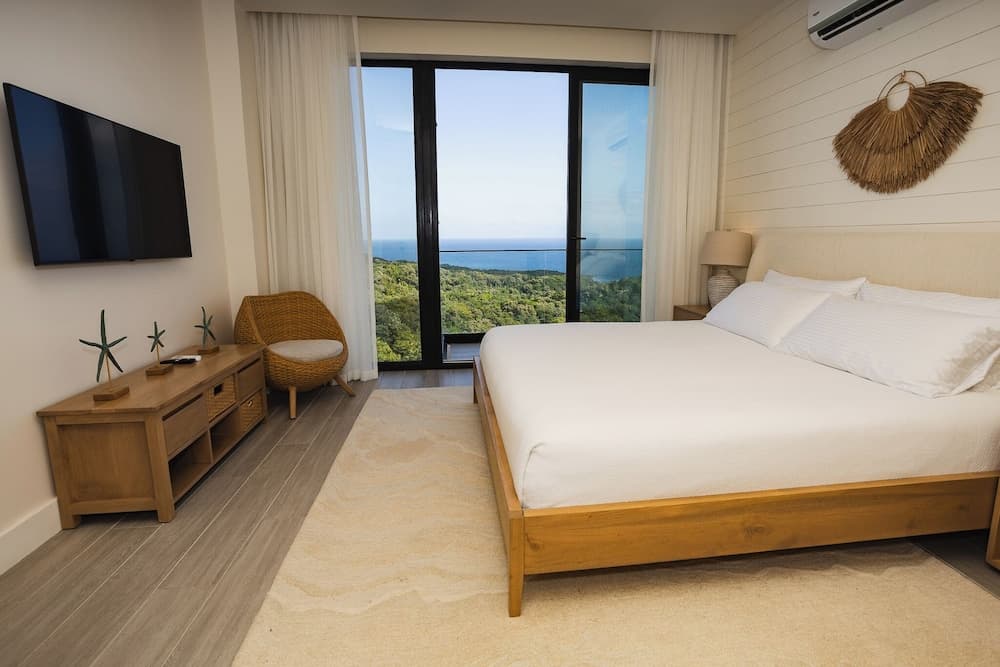 Arihini, Roatan, photo 3