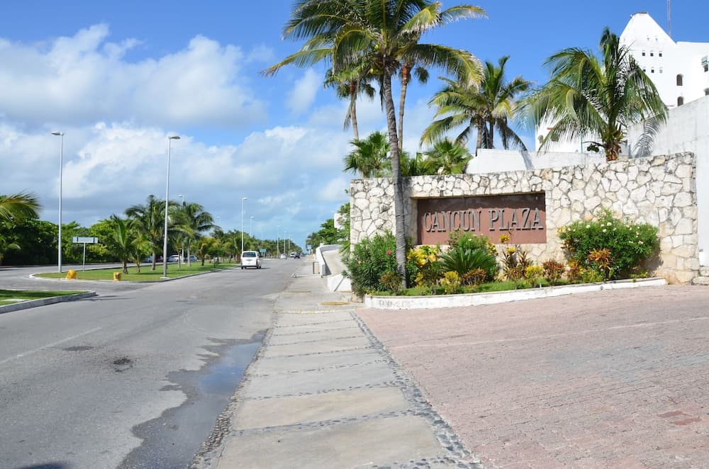 Amigo Rental, Cancun