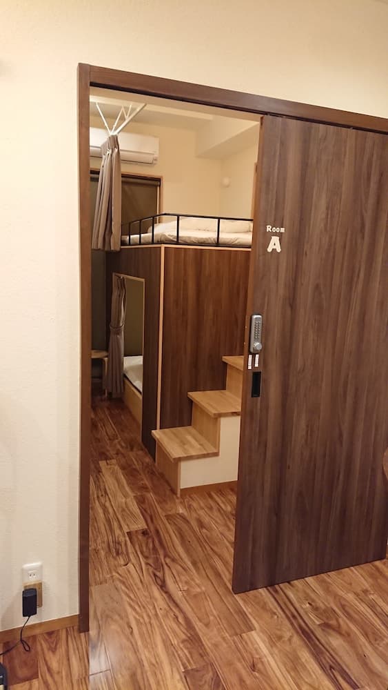 Yagura Hostel, Fukuoka, photo 3