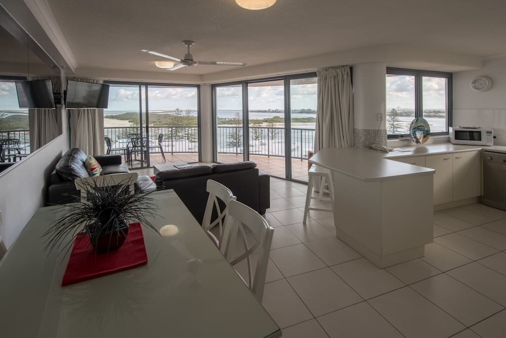 Centrepoint Holiday Apartments, Caloundra, photo 6