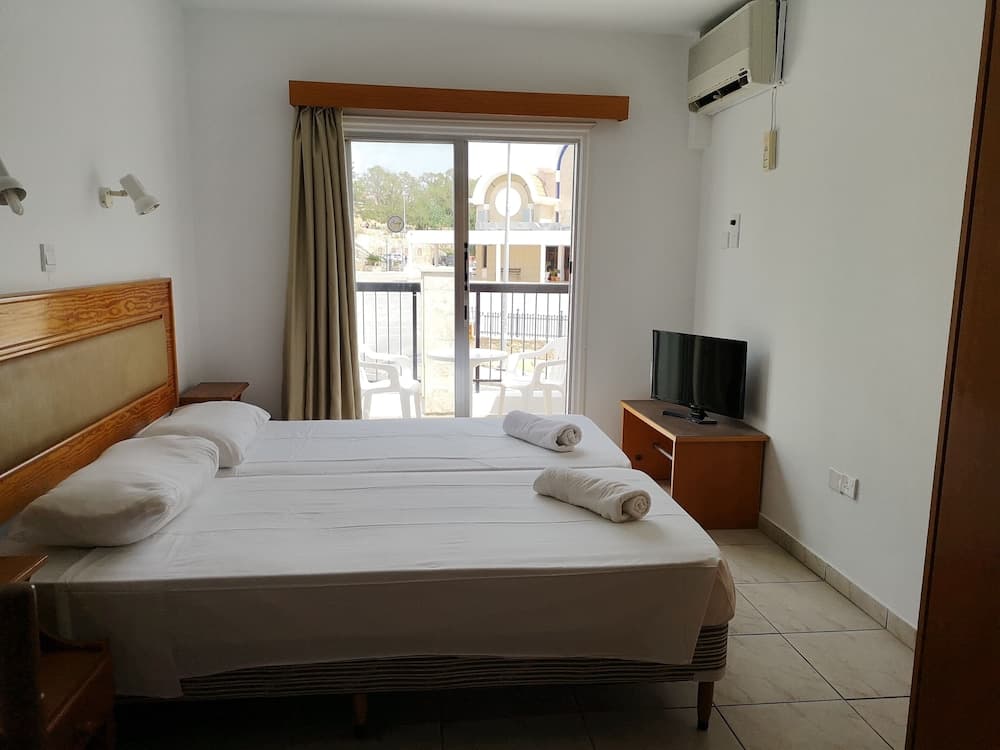 Summer's Hotel Apartments, Ayia Napa, photo 2