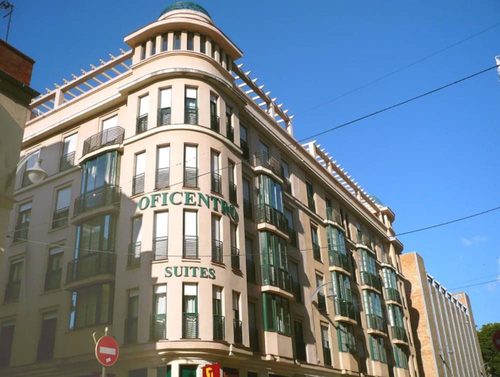 Apartamentos Suites Oficentro Original, Málaga, photo 4