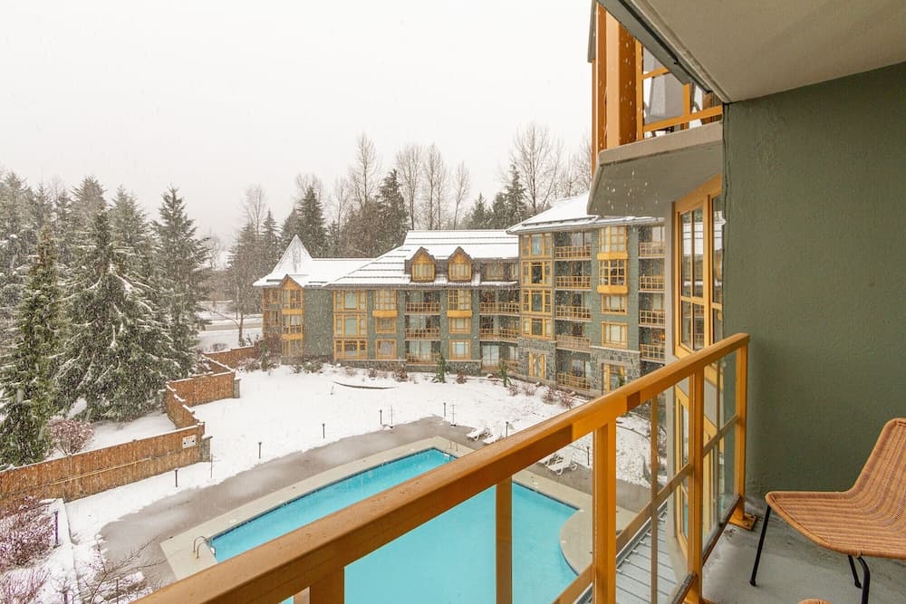 Private Residences at the Cascade Lodge, Whistler, photo 3