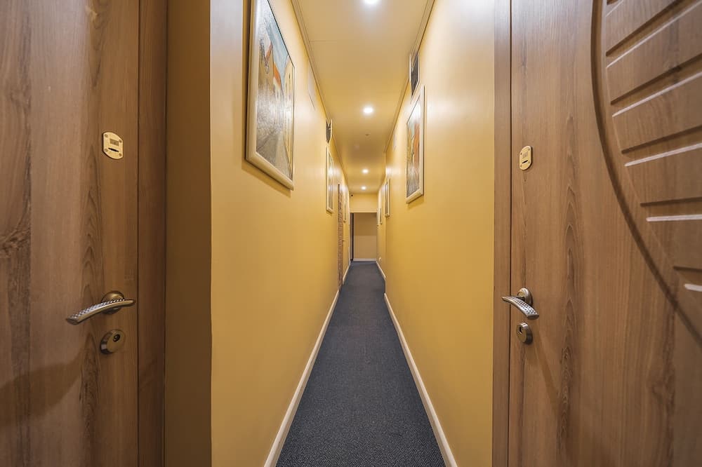 Station Self Check-in  Apartments - Lollo Luxury, Vilnius, photo 5