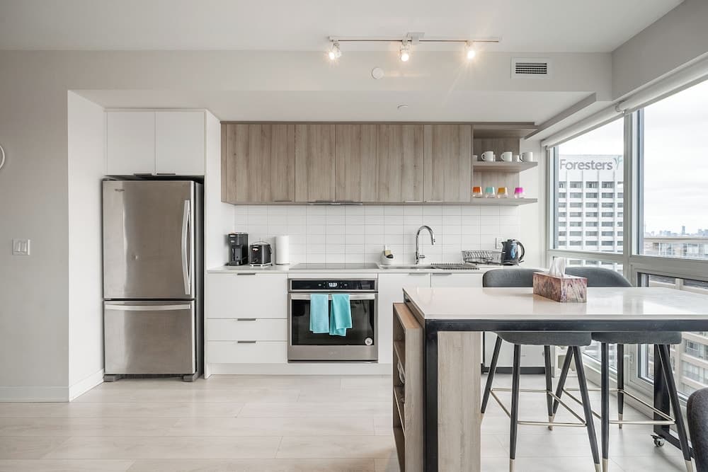 Modern Sonic Way Condos, Toronto, photo 5