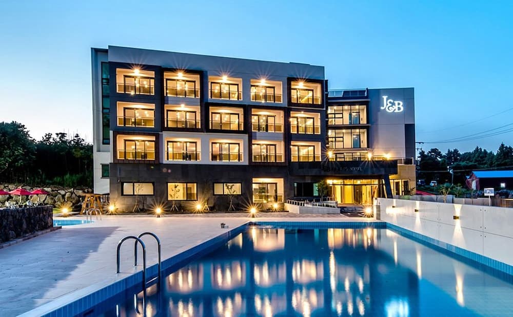 JnB Family Hotel, Seogwipo