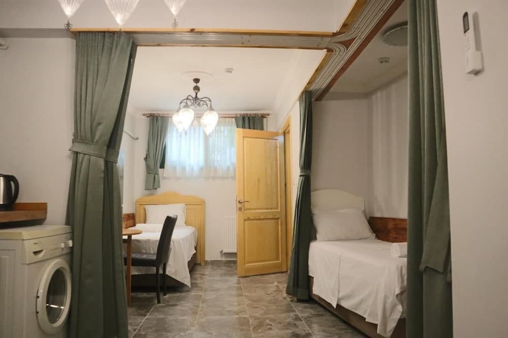 3 floor history mansion, İstanbul, photo 6