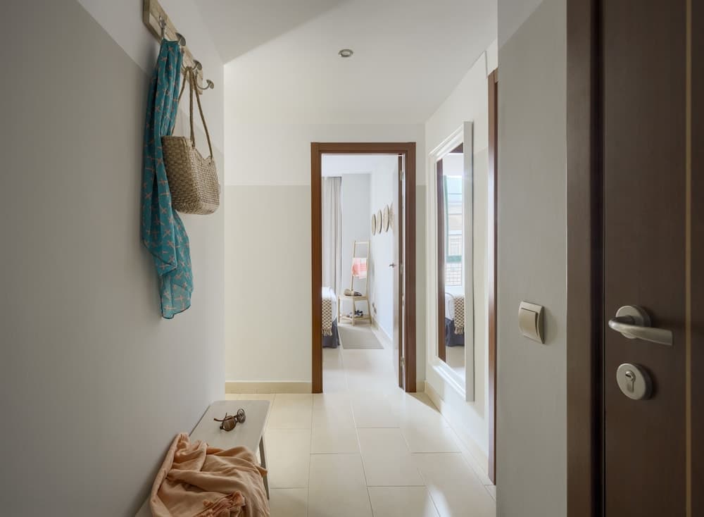 Apartamentos Suites Oficentro Original, Málaga, photo 2