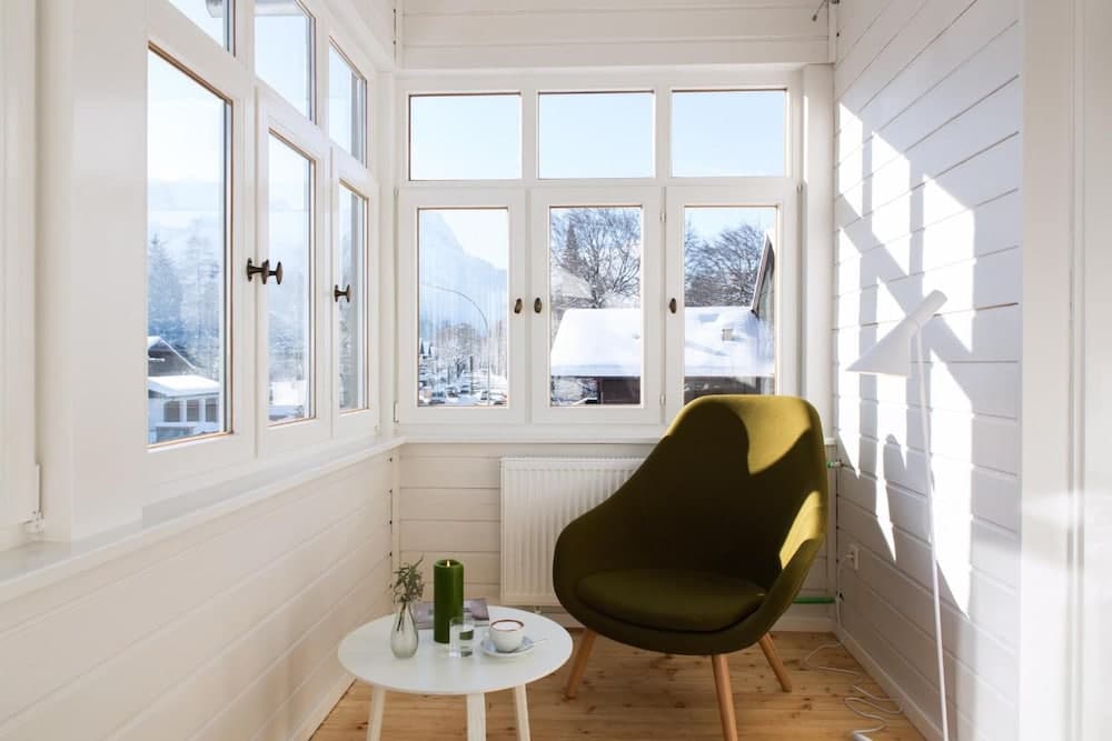 quartier - Lodges Tagesbar Forum, Garmisch-Partenkirchen, photo 2