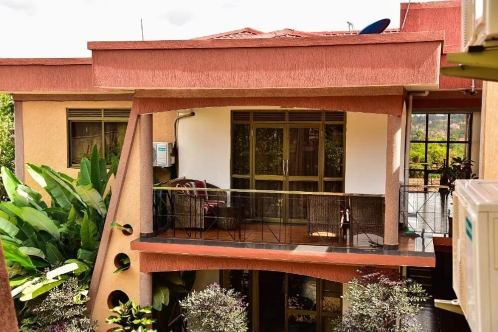 Four Vins Hotel & Apartments, Kampala, photo 3