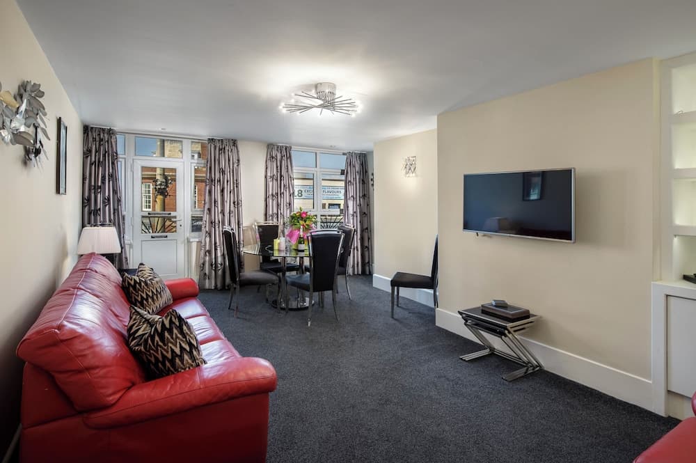 Granada Apartments Queens Mansions, Blackpool, photo 2