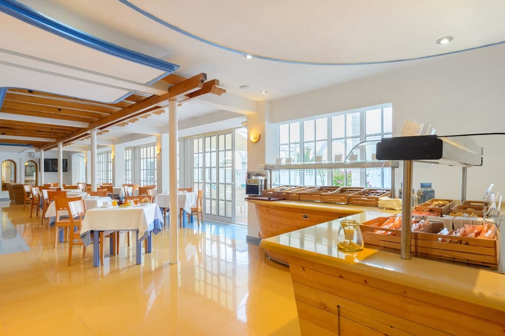 Aparthotel Vibra Lux Mar, Ibiza Town, photo 3