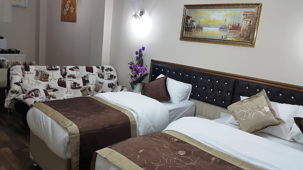 Hotel room at BeyazitHan Suites