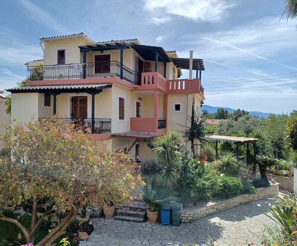 Philippos Hotel Apartments, Lefkada