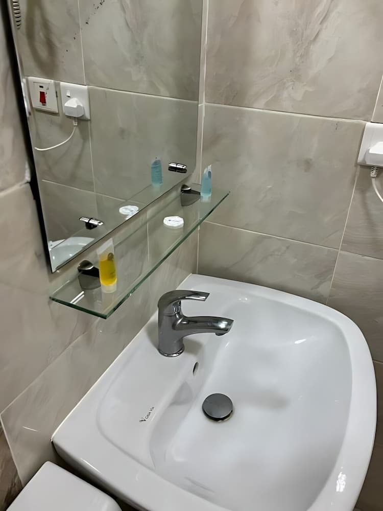 Osus G, Yanbu, photo 4