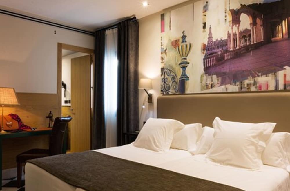 Aguilas5 SevillaSuites, Seville, photo 3