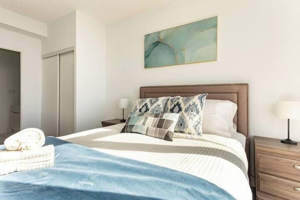 Downtown Toronto Luxury Suites, Toronto, photo 2
